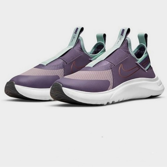 Nike Other - Nike Flex Plus Youth Road Running Shoes Size 6.5 Y / 8 W Purple CW7415-502